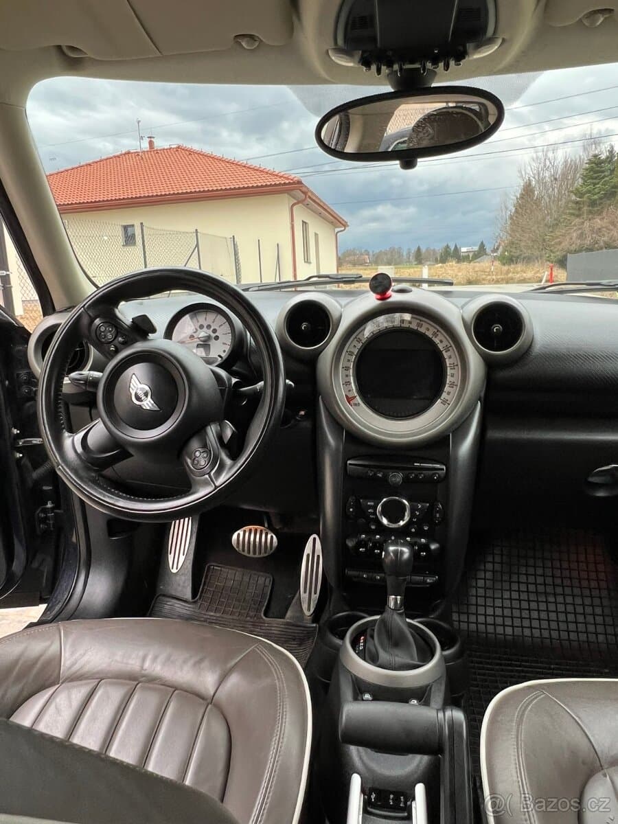 2011 Mini COUNTRYMAN - 11