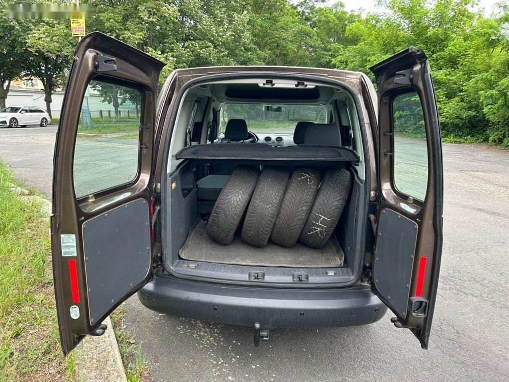 2012 Volkswagen CADDY - 11