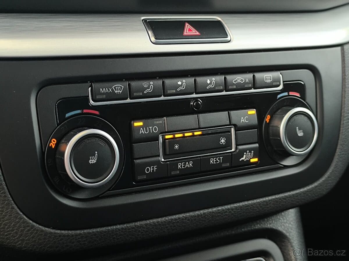 2010 Volkswagen SHARAN - 11