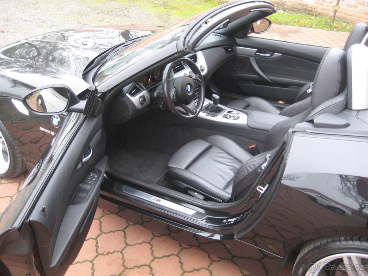 2011 BMW Z4 - 11