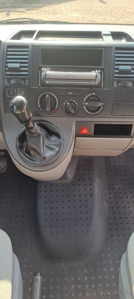 2007 Volkswagen TRANSPORTER - 11