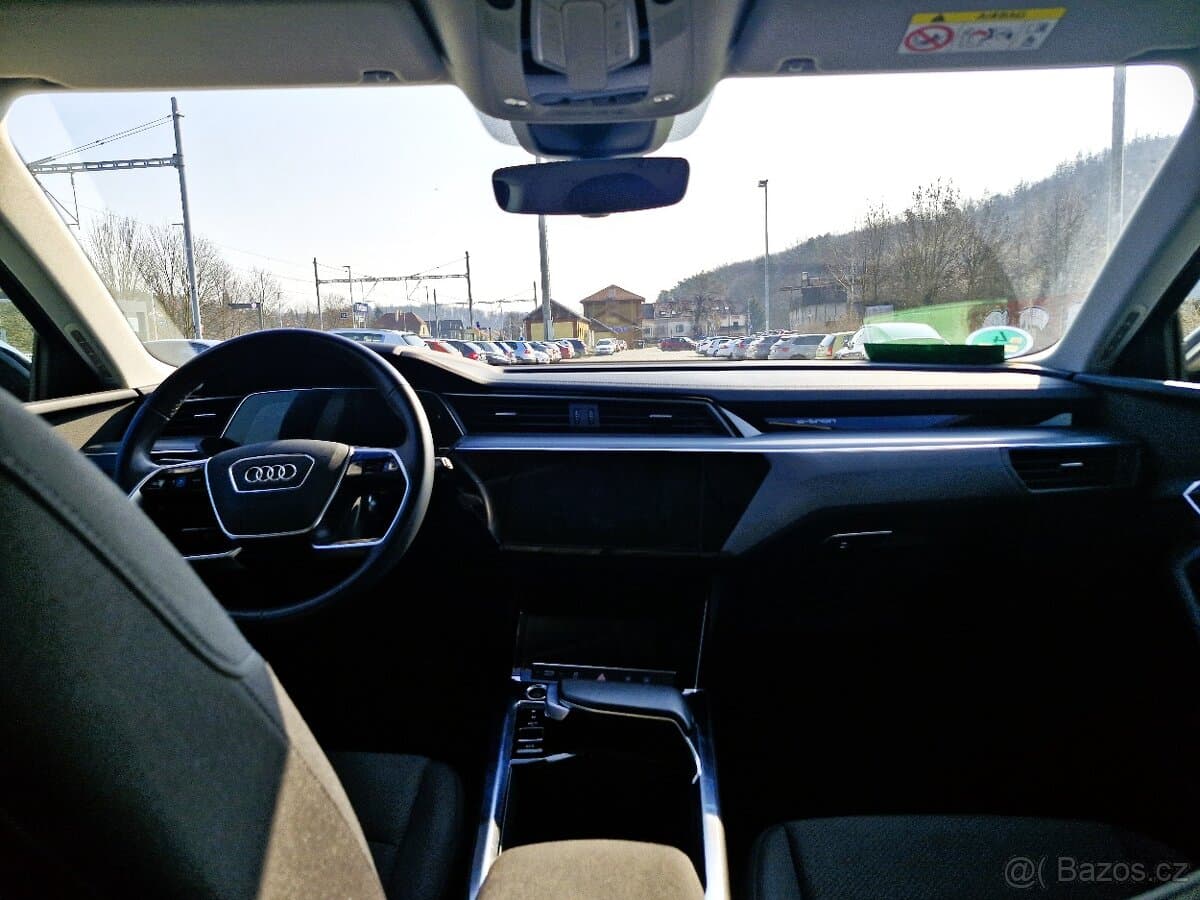 2022 Audi TT - 11