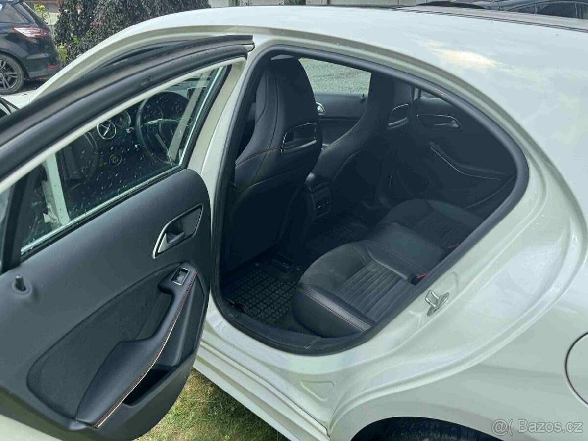 2015 Mercedes-Benz OSTATNÍ - 11