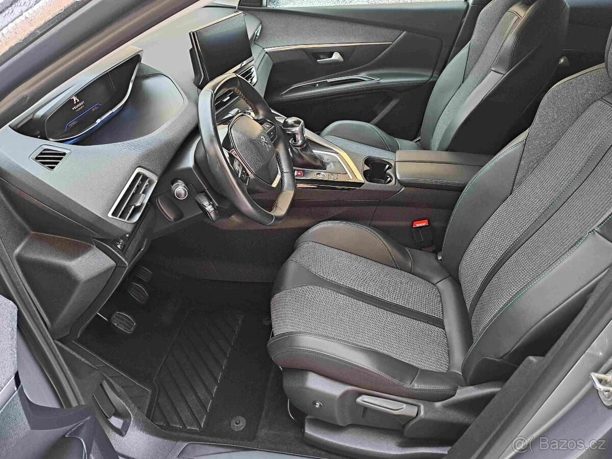 2021 Peugeot 3008 - 11