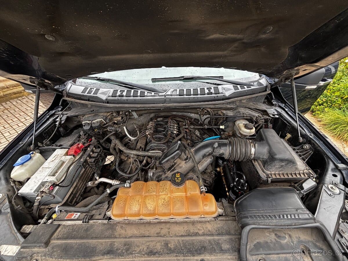 2015 Ford F-150 - 11