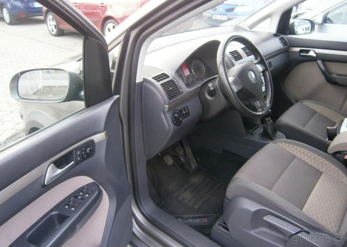 2007 Volkswagen TOURAN - 11
