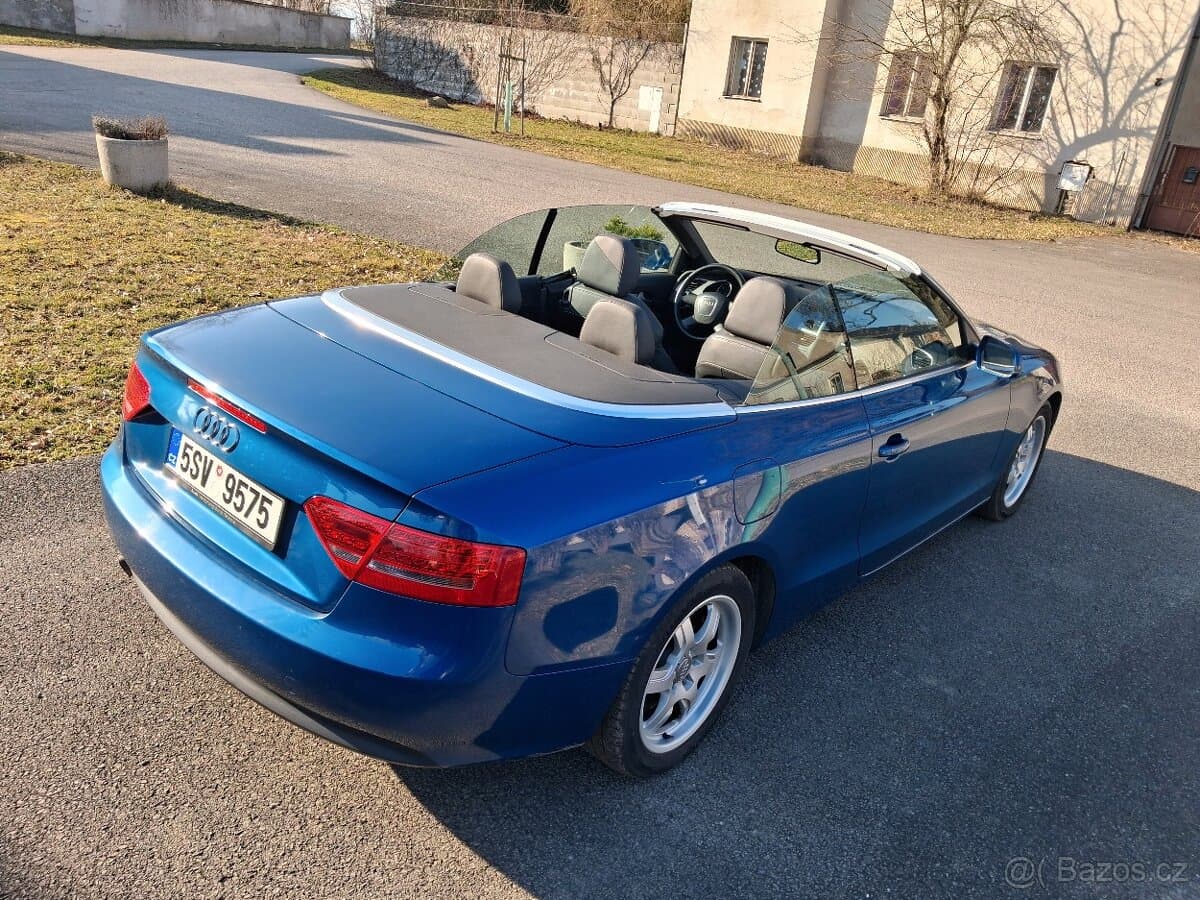 2010 Audi A5 - 11