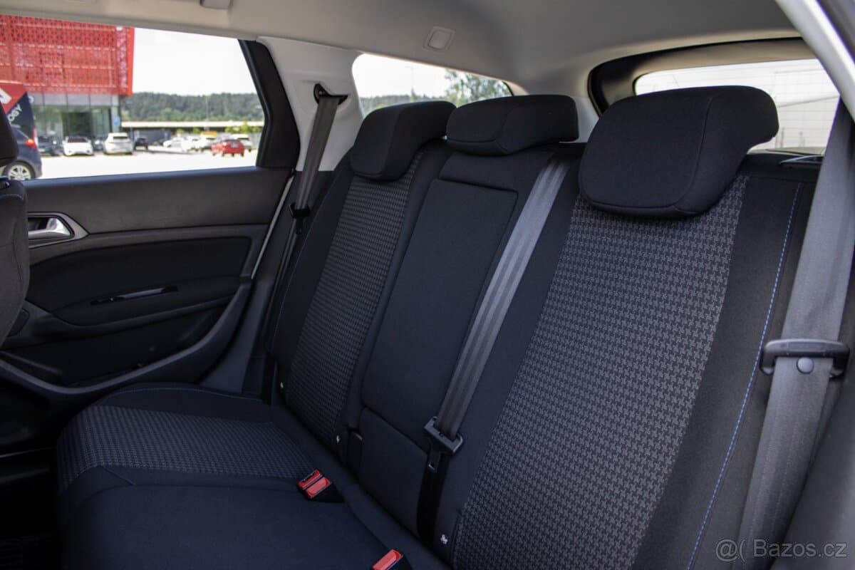 2019 Peugeot 308 - 11