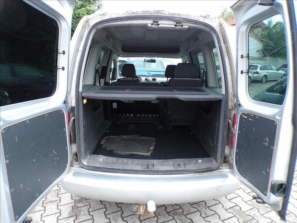 2011 Volkswagen CADDY - 11