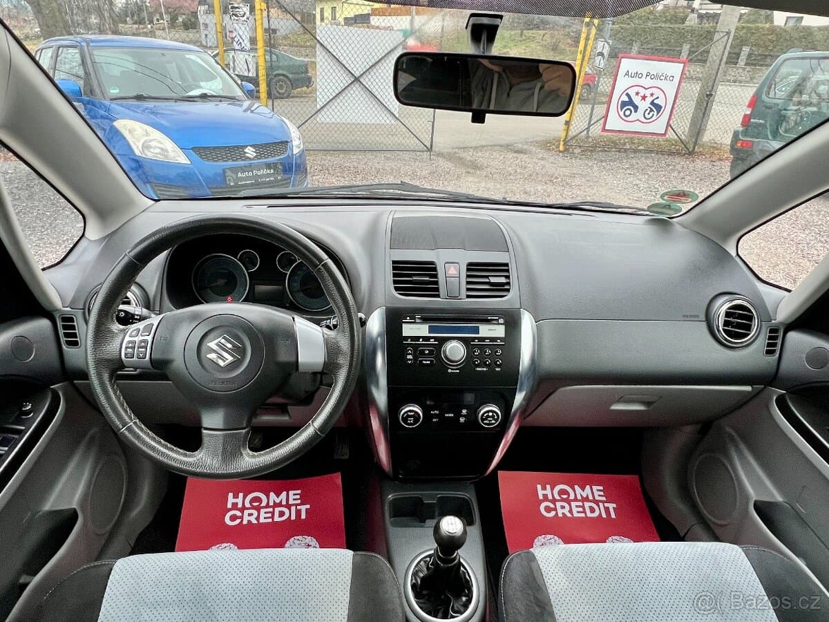 2011 Suzuki SX4 - 11