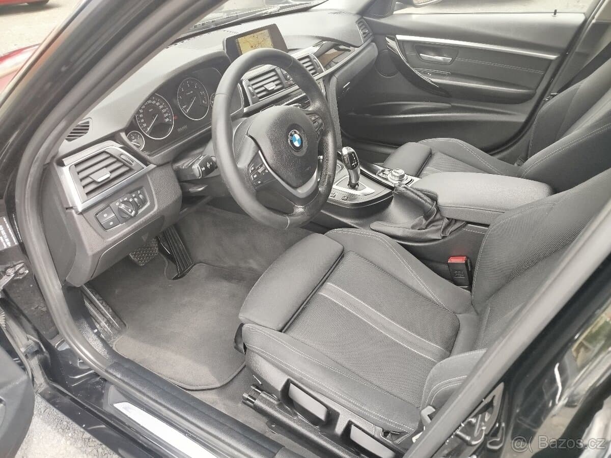 2015 BMW M3 - 11