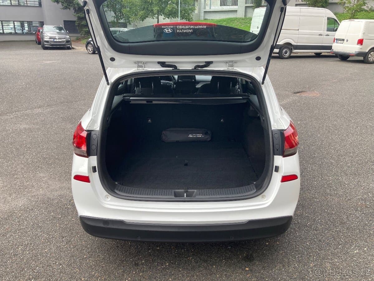 2017 Hyundai i30 - 11