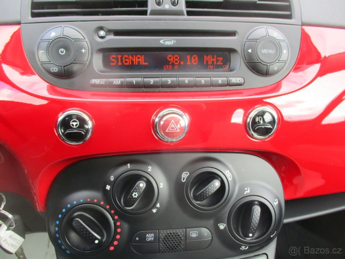 2012 Fiat 500 - 11