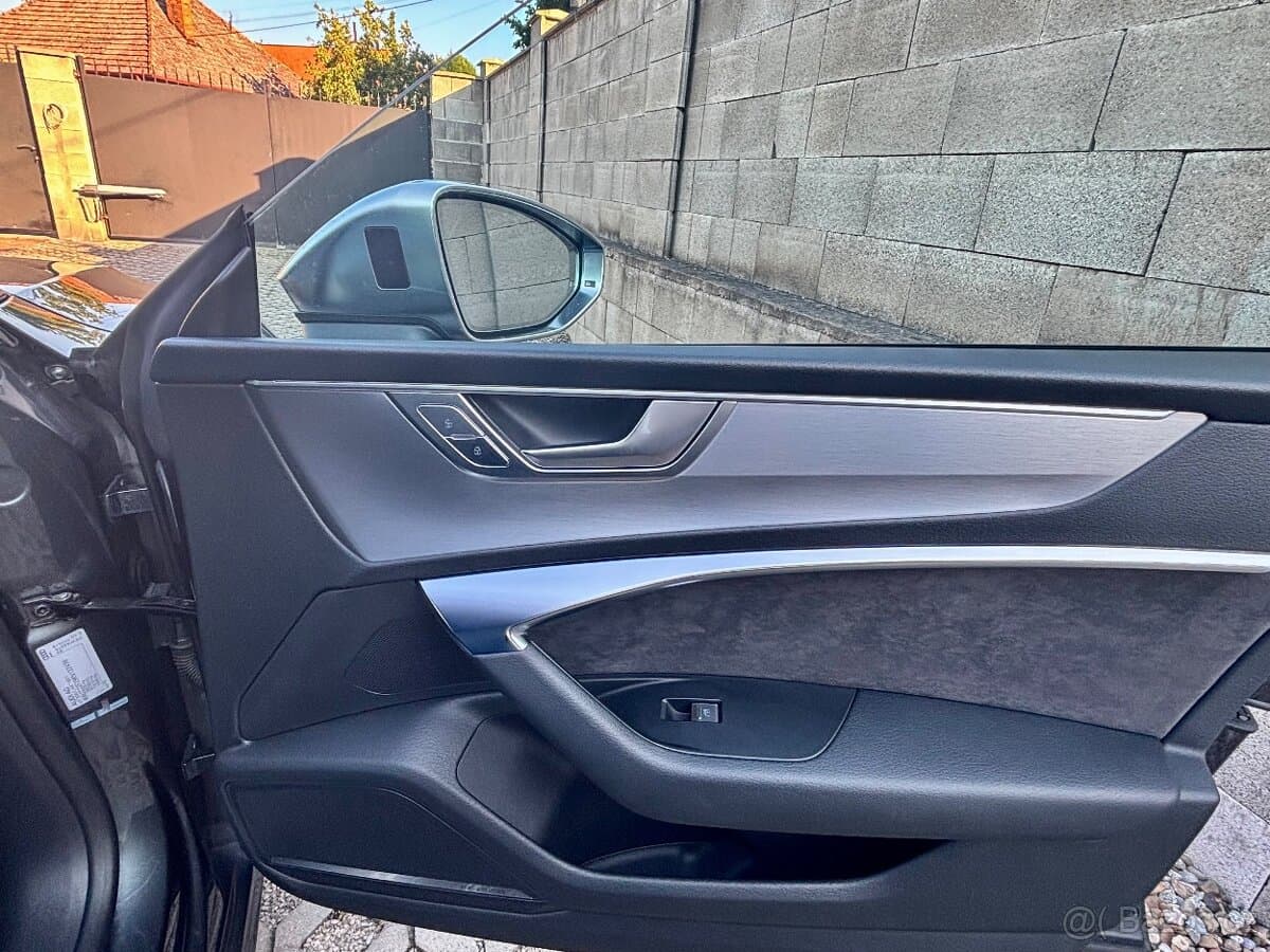 2019 Audi S7 - 11