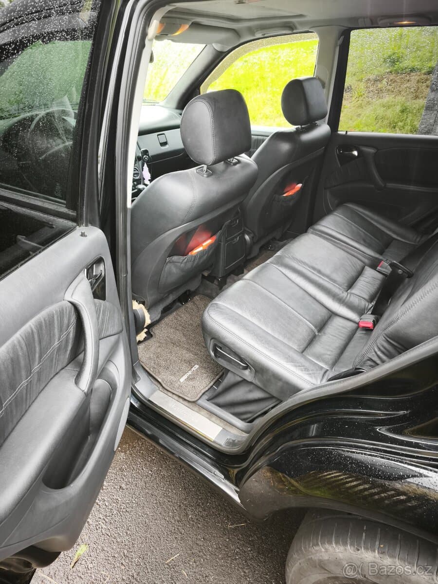 Mercedes-Benz M-CLASS - 11