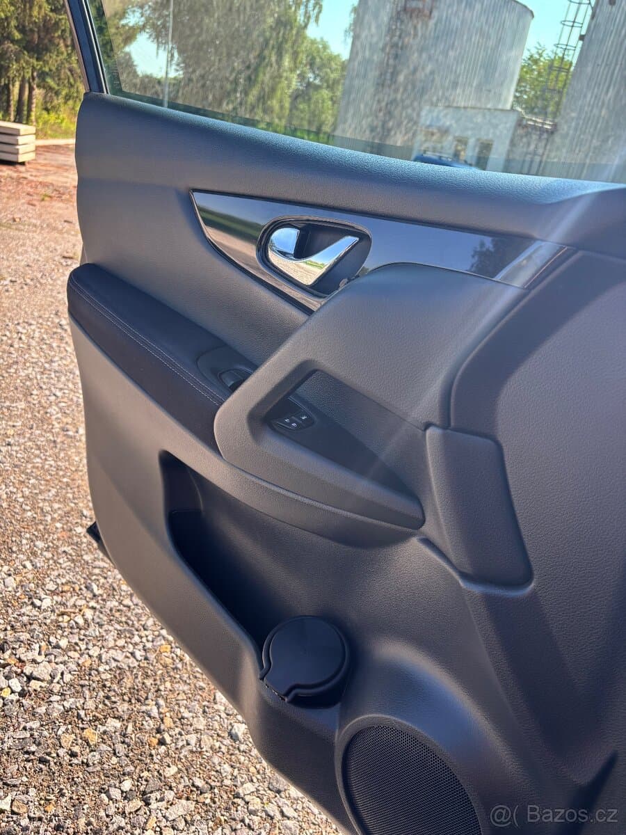 2014 Nissan QASHQAI - 11