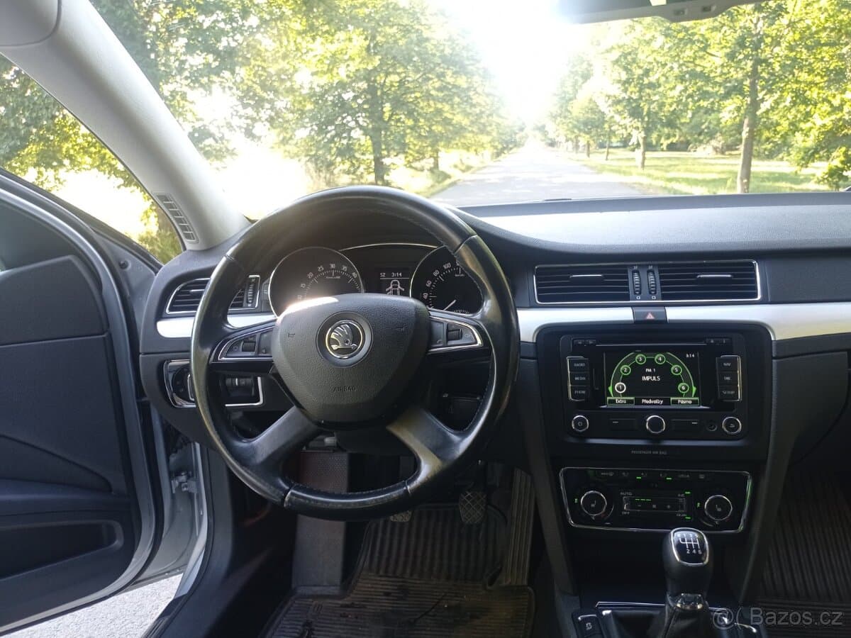 2013 Škoda SUPERB - 11