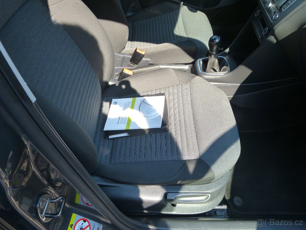 2013 Volkswagen POLO - 11
