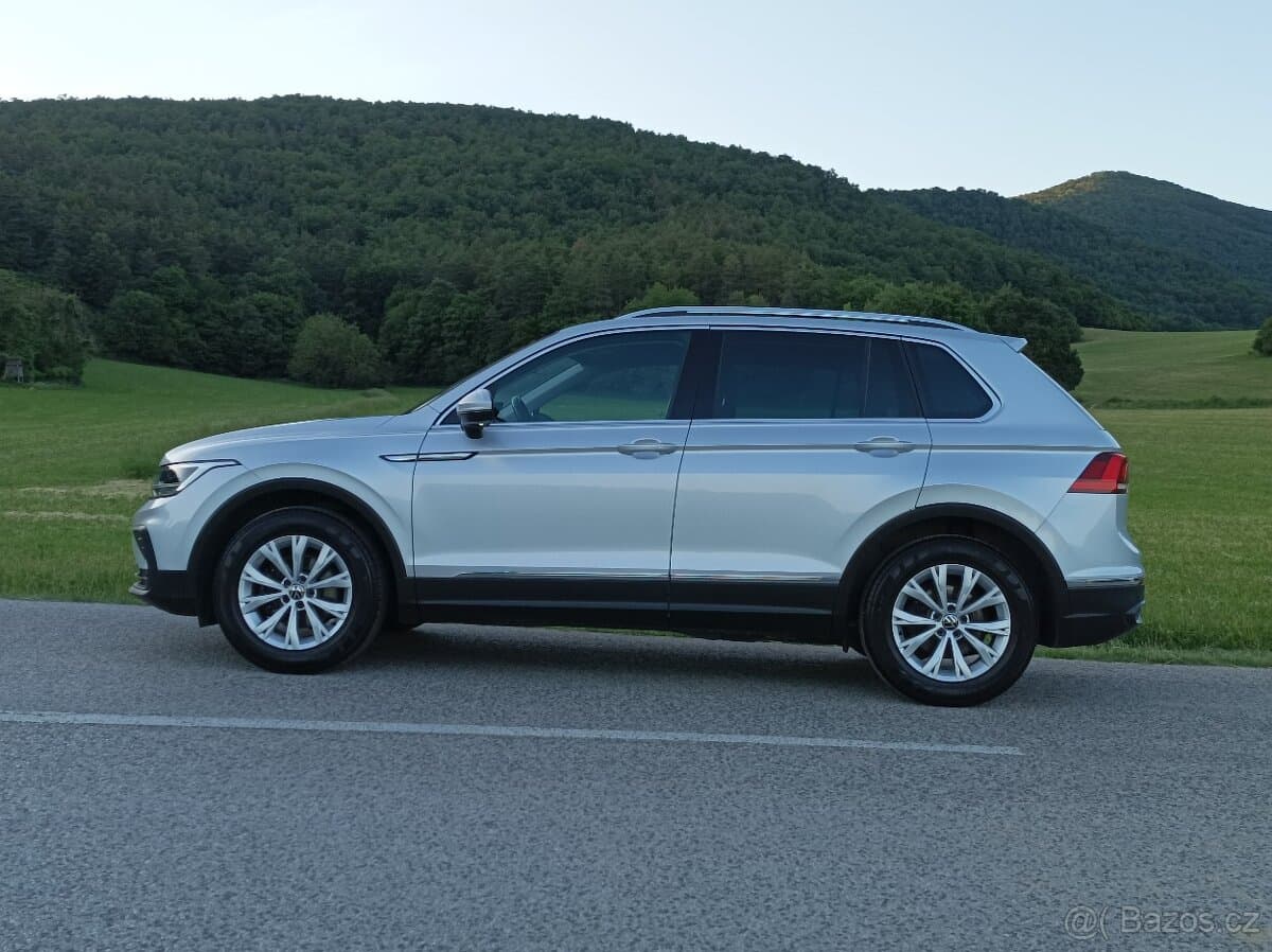2021 Volkswagen TIGUAN - 11