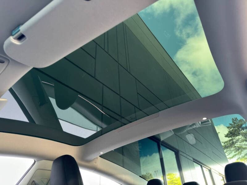 2024 Tesla MODEL 3 - 11