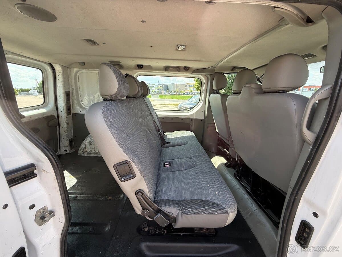 2008 Renault TRAFIC - 11