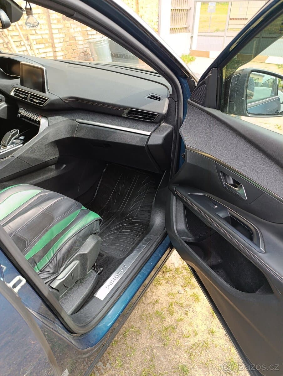 Peugeot 5008 - 11