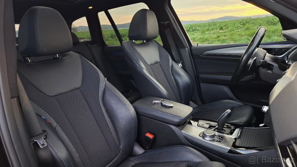 2018 BMW X3 - 11