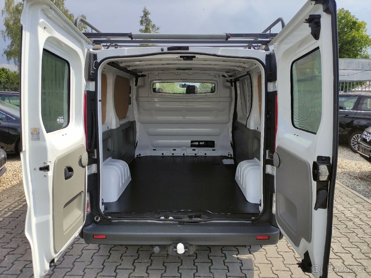2013 Renault TRAFIC - 11