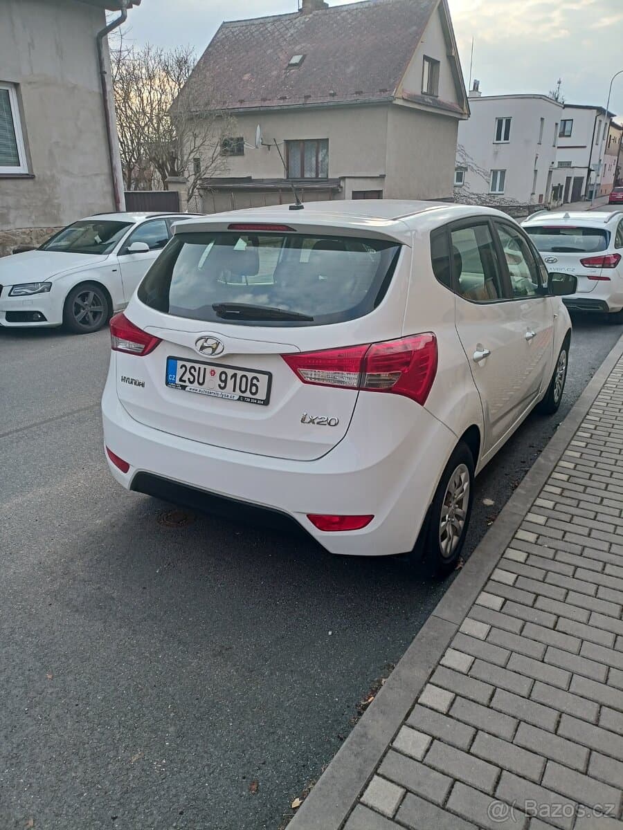2015 Hyundai ix20 - 11