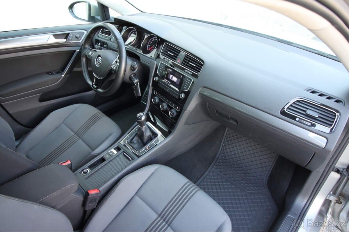 2016 Volkswagen GOLF - 11