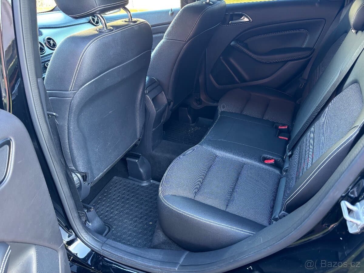 2017 Mercedes-Benz OSTATNÍ - 11