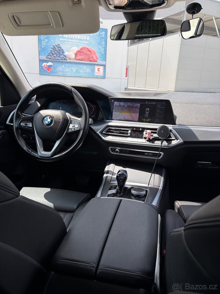 2019 BMW X5 - 11