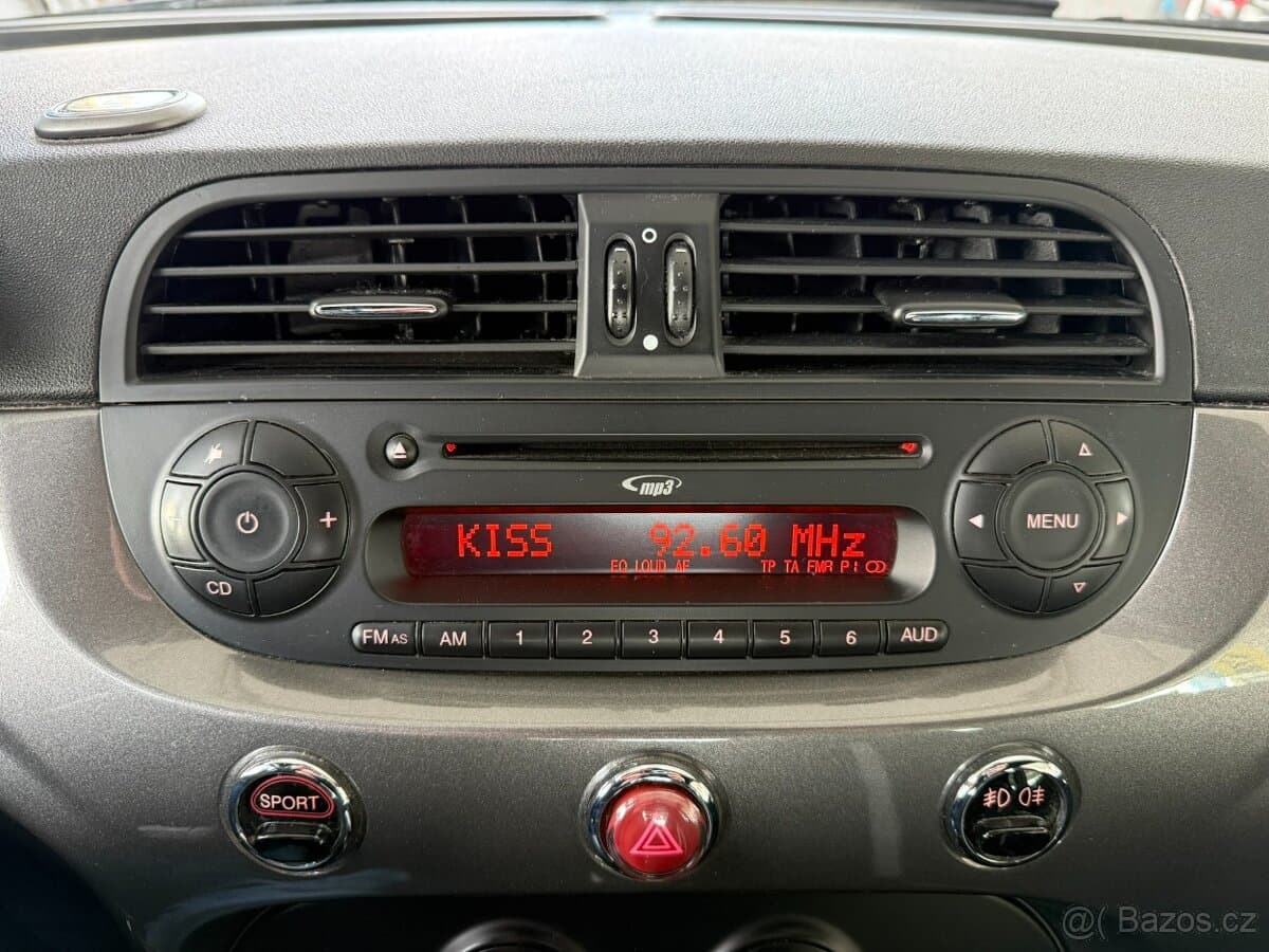 2016 Fiat 500 - 11