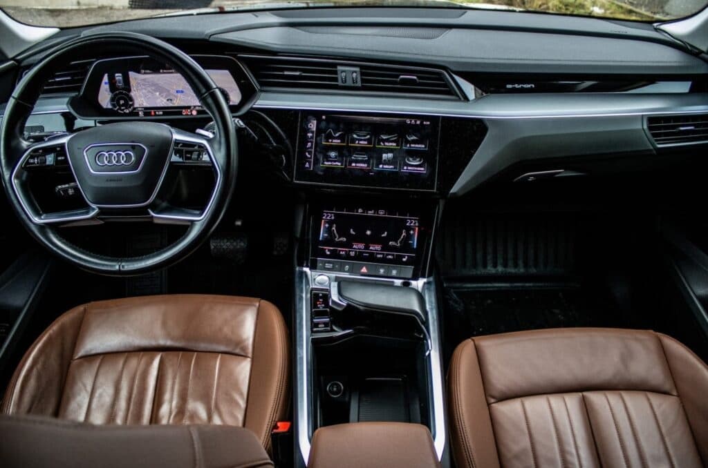 2020 Audi TT - 11