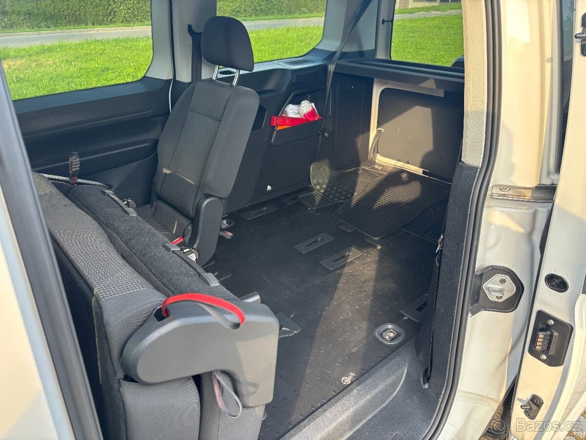 2023 Volkswagen CADDY - 11