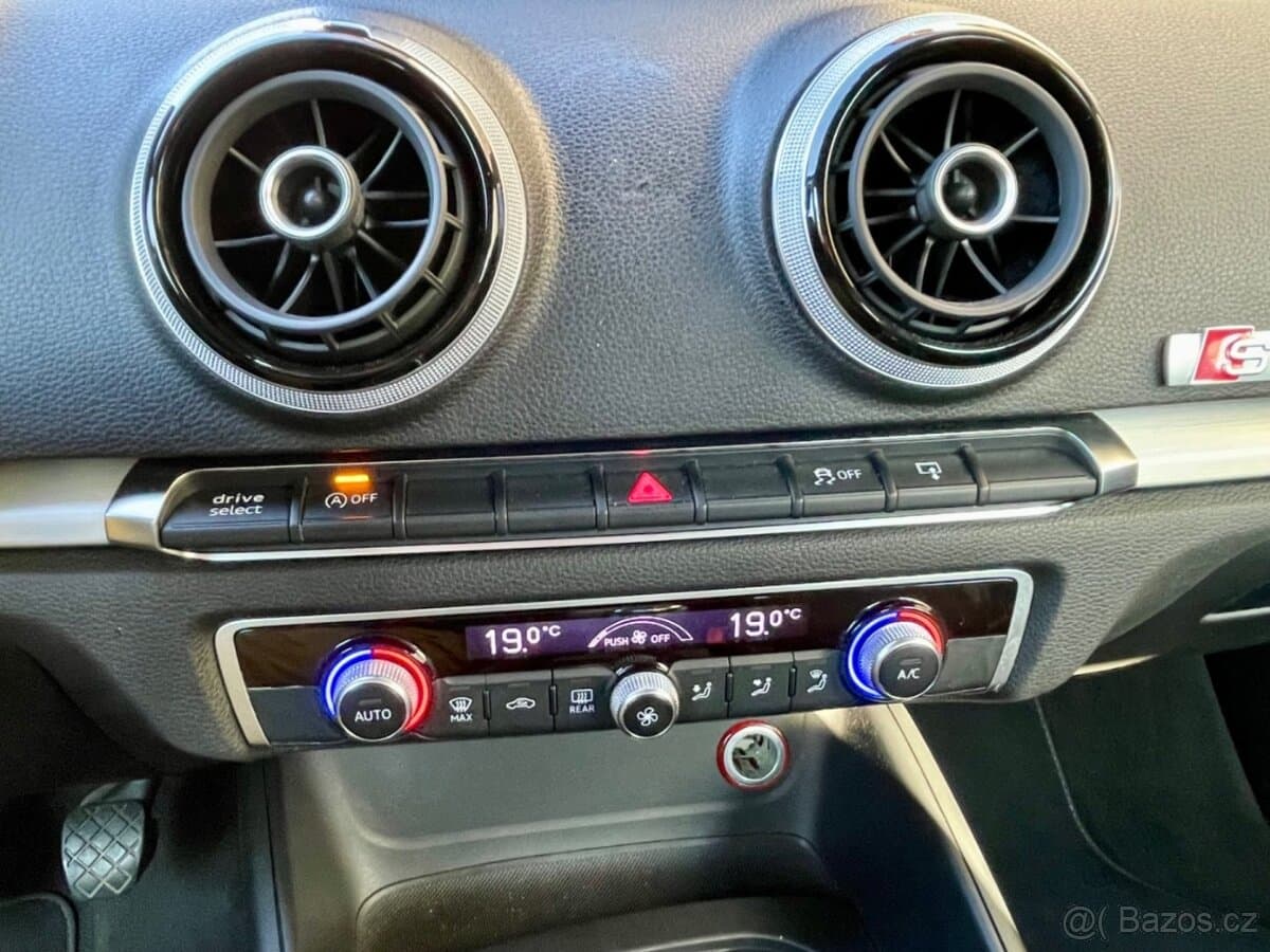 2016 Audi A3 - 11
