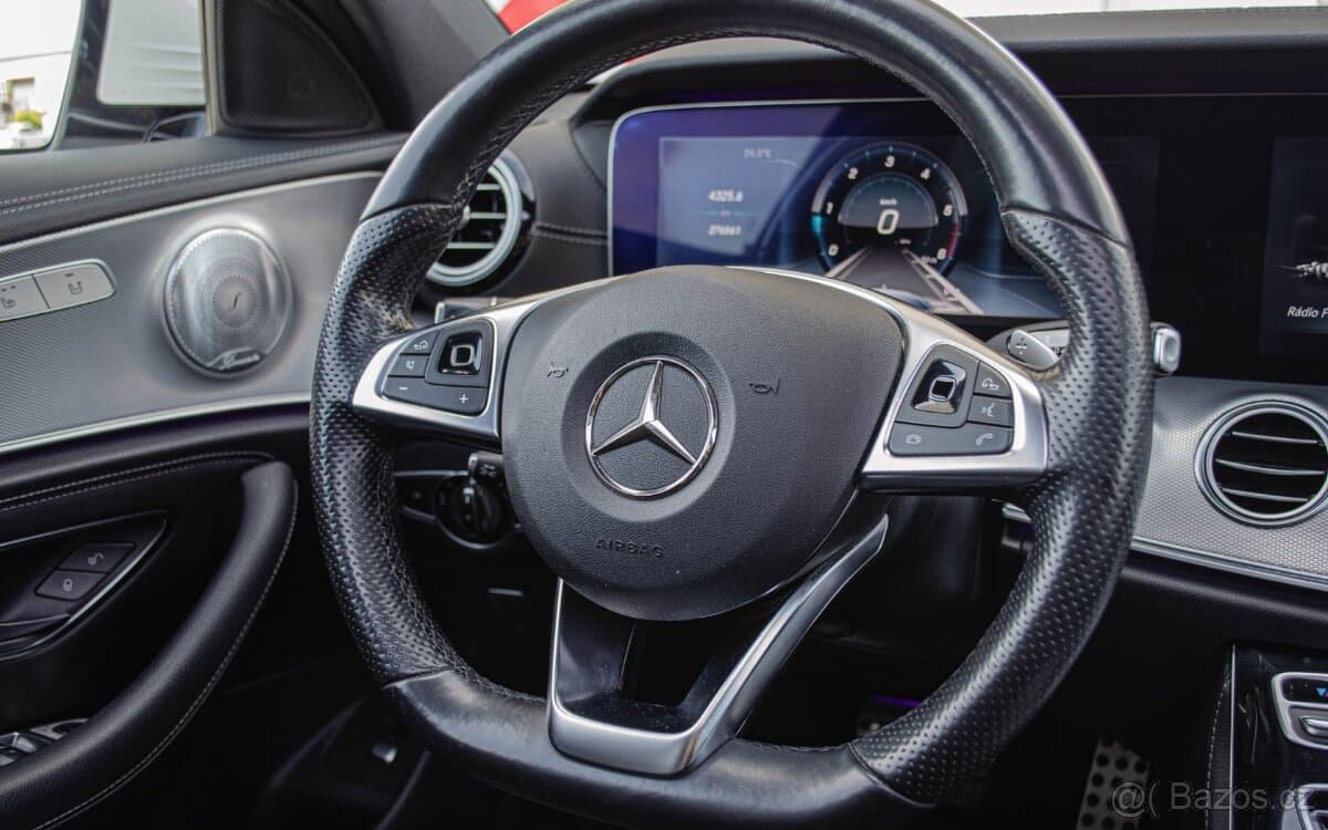 2017 Mercedes-Benz OSTATNÍ - 11