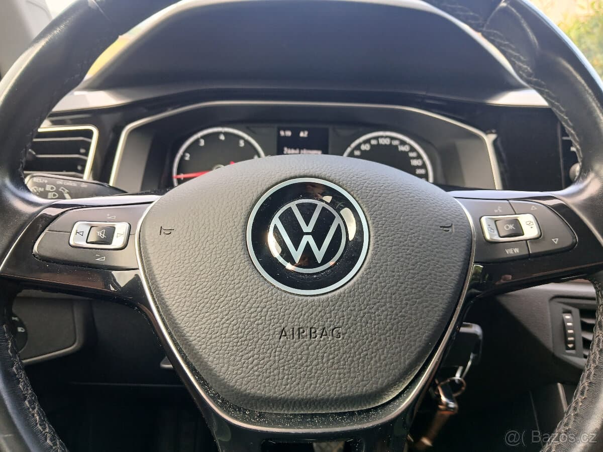 2021 Volkswagen POLO - 11