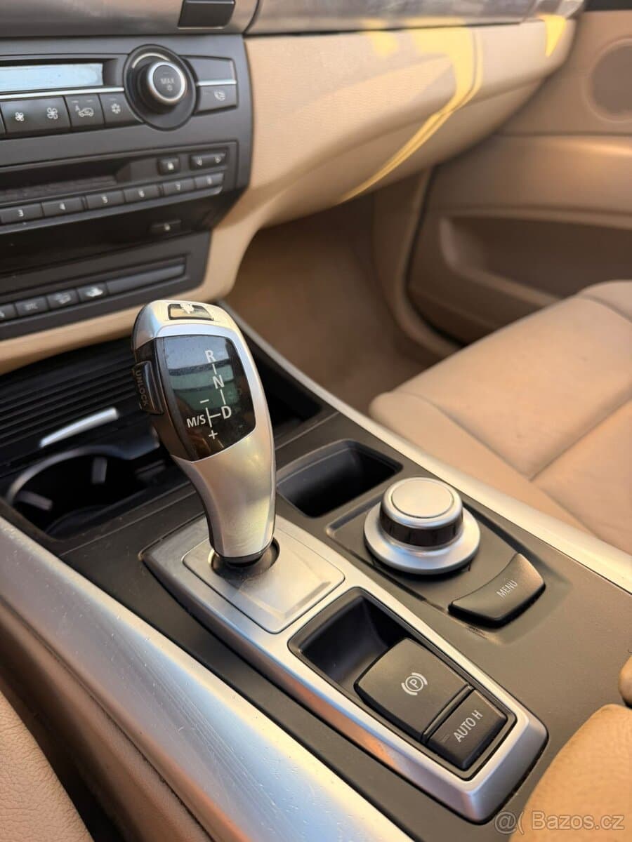 2009 BMW X5 - 11