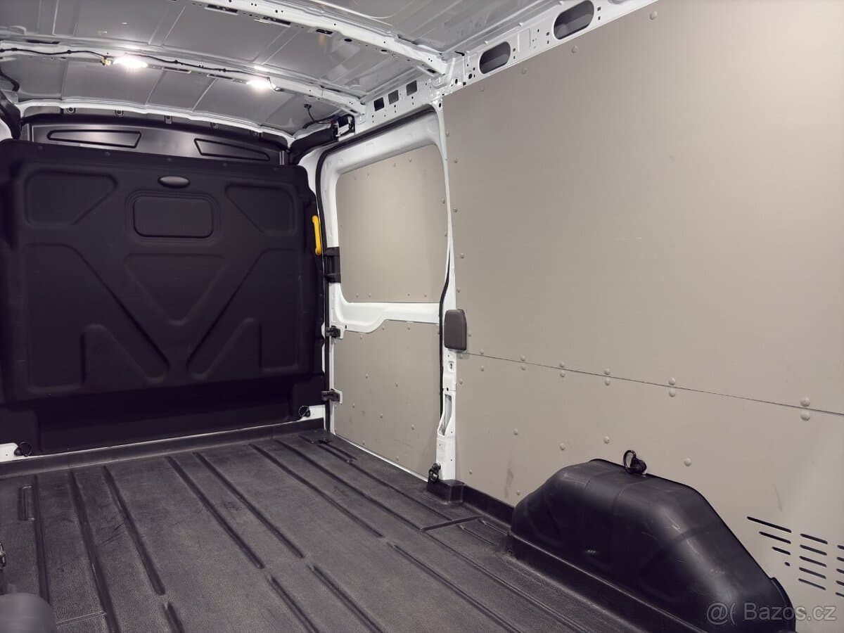 2025 Ford TRANSIT - 11