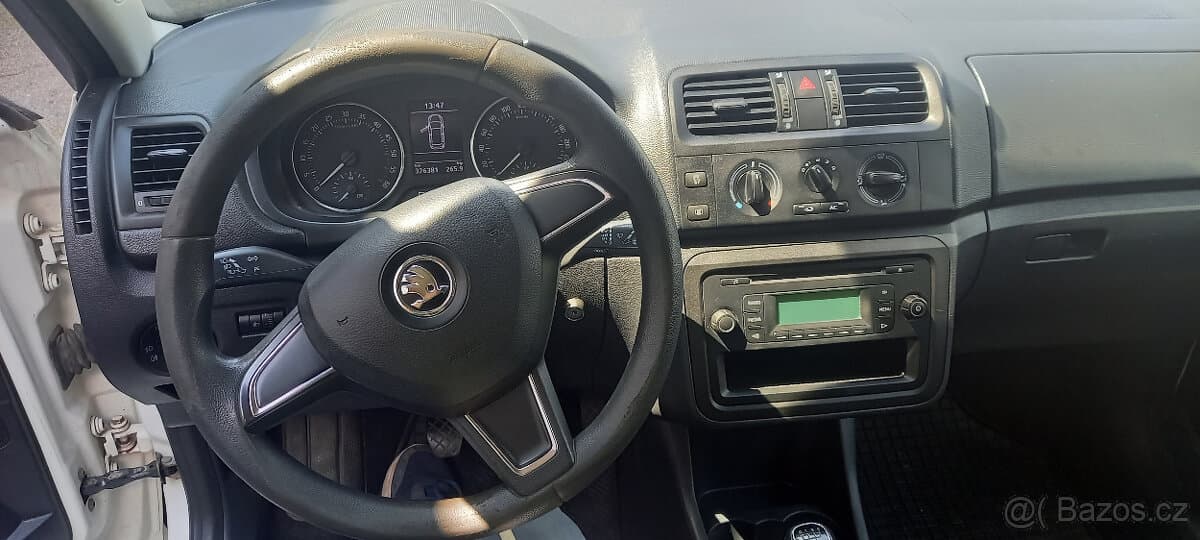 2014 Škoda FABIA - 11
