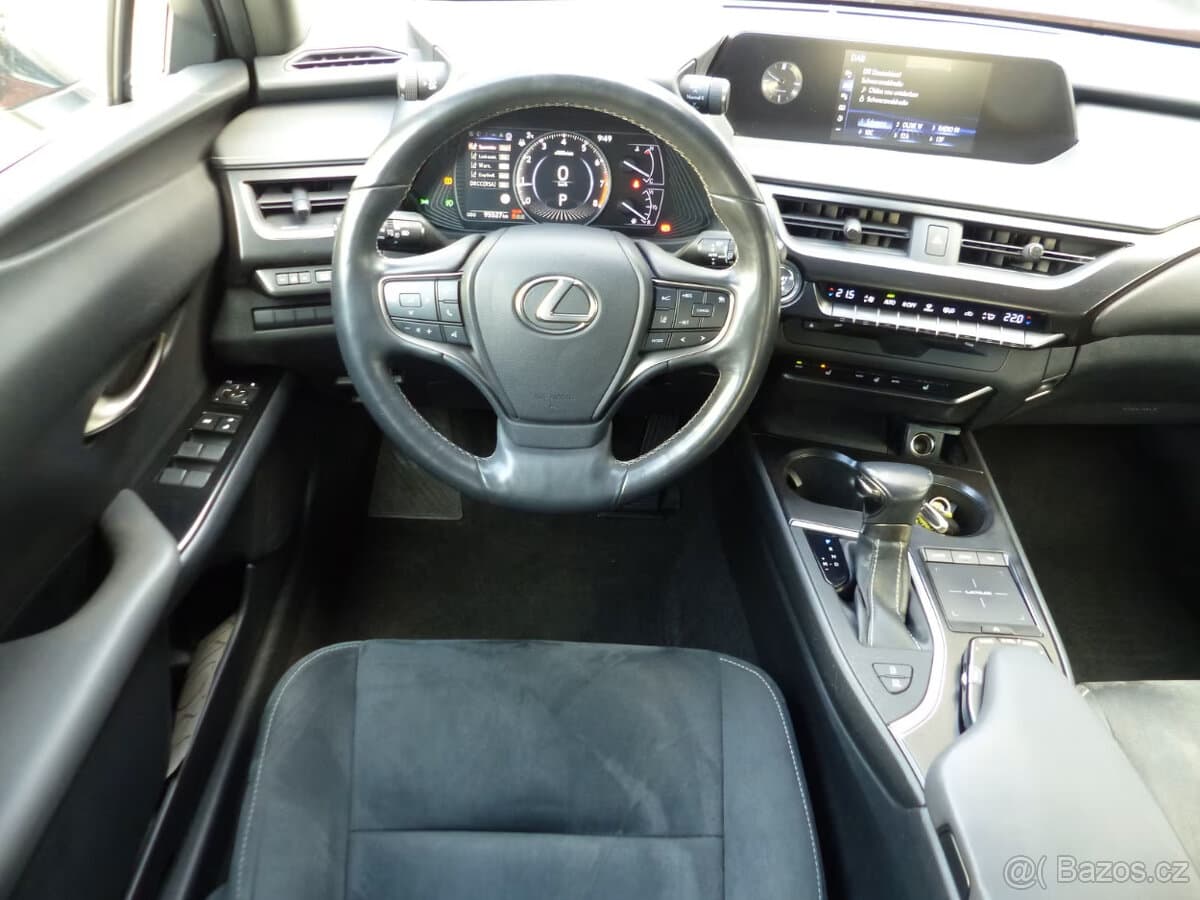 2019 Lexus UX - 11