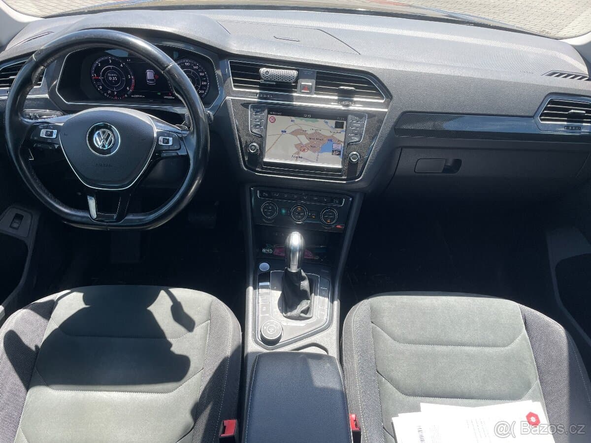 2016 Volkswagen TIGUAN - 11