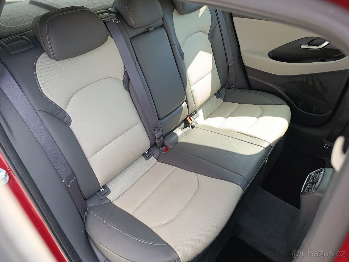 2021 Hyundai i30 - 11