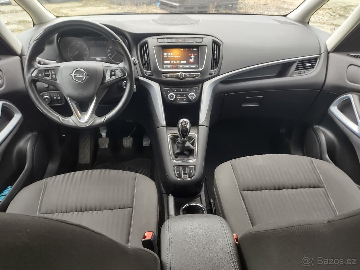 2017 Opel ZAFIRA - 11