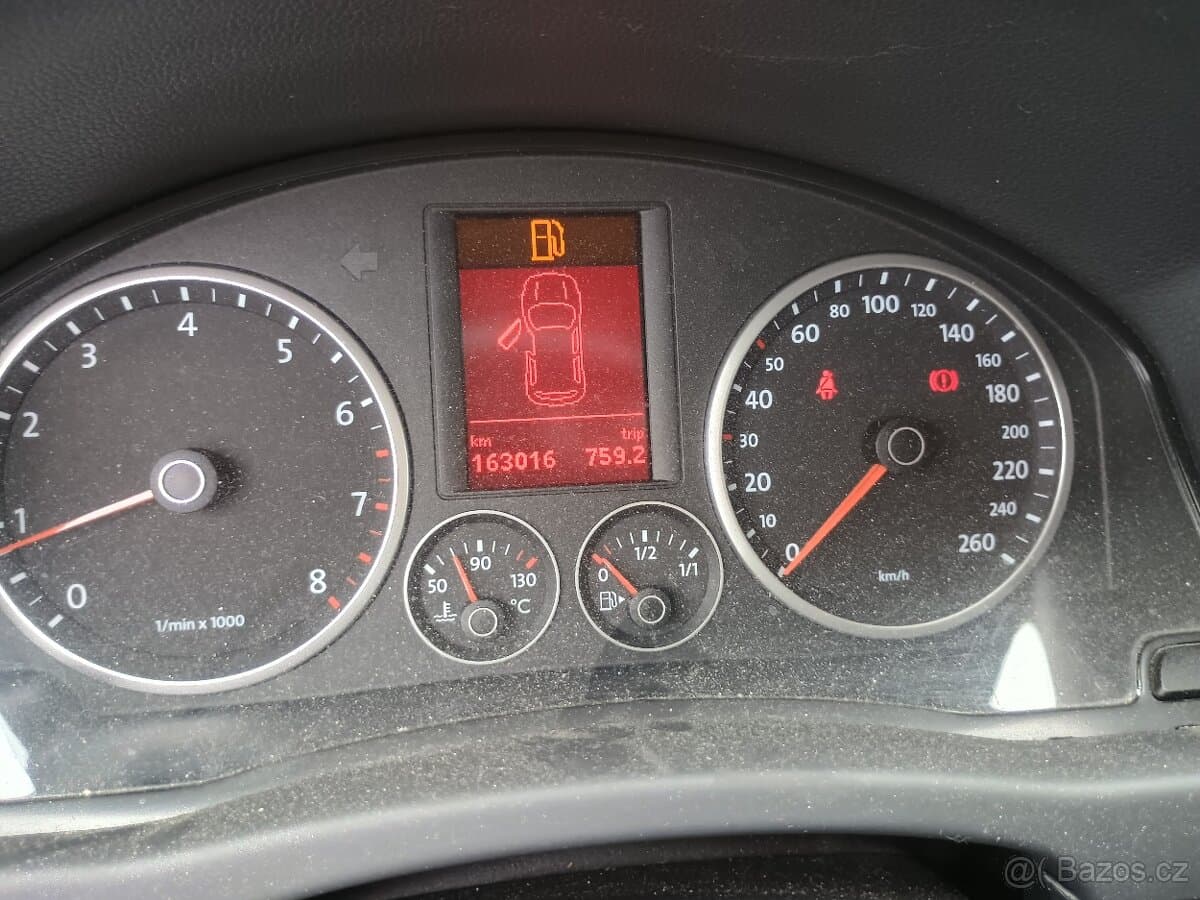 2009 Volkswagen TIGUAN - 11
