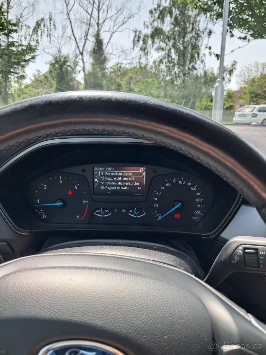 2018 Ford FOCUS - 11