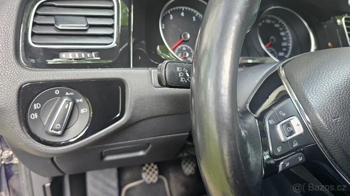 2014 Volkswagen GOLF - 11