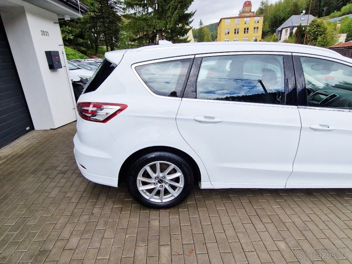 2021 Ford S-MAX - 11