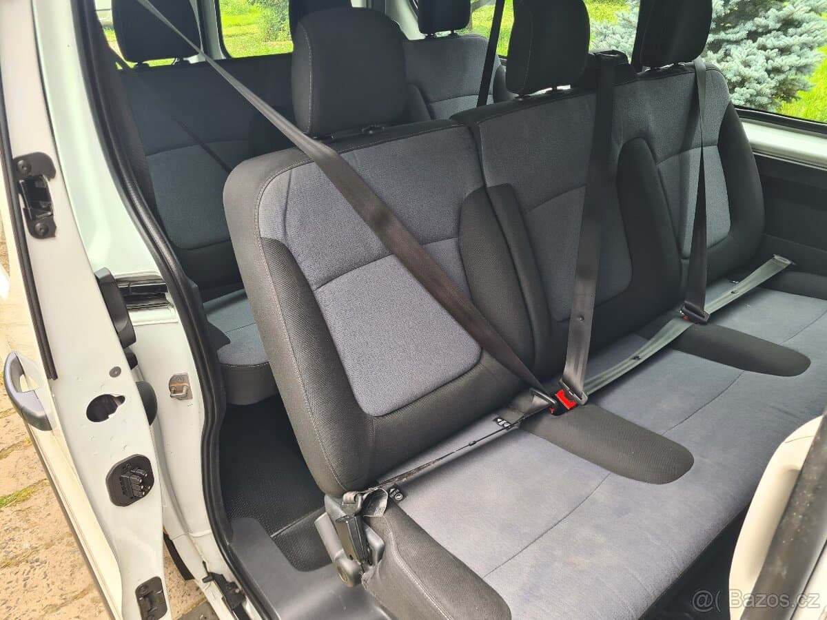 2017 Opel VIVARO - 11